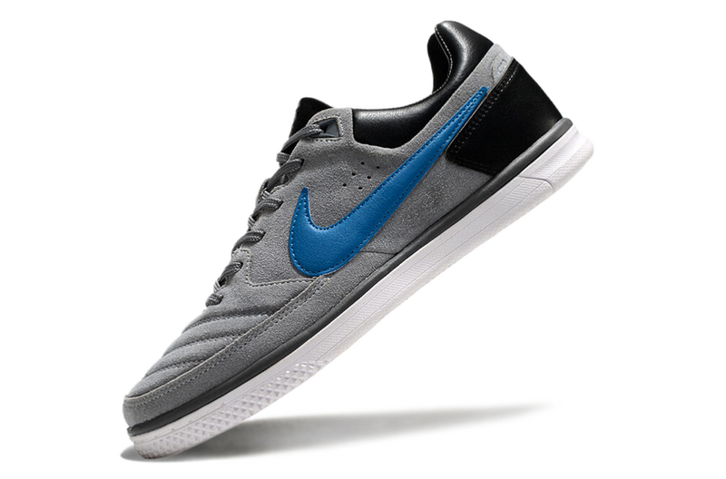 CHUTEIRA NIKE GATO FUTSAL - CINZA E PRETA
