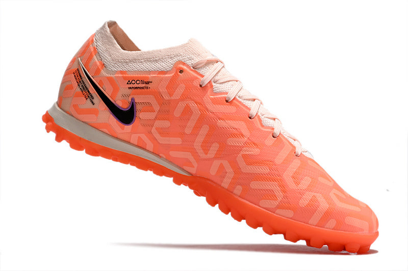 CHUTEIRA NIKE MERCURIAL AIR ZOOM VAPOR 15 ELITE SOCIETY "UNITED" - LARANJA