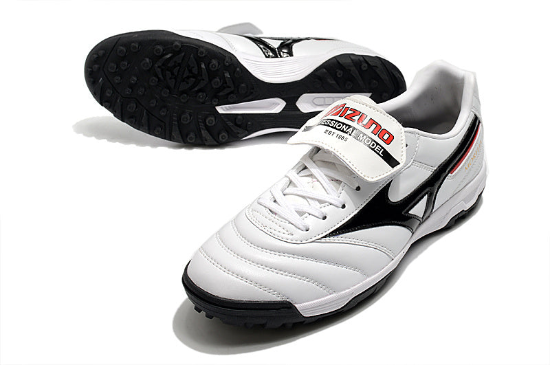 CHUTEIRA MIZUNO MORELIA II SOCIETY - BRANCA E PRETA
