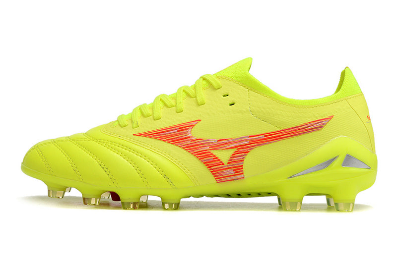 CHUTEIRA MIZUNO MORELIA NEO IV JAPAN CAMPO  "DYNA" - AMARELA E LARANJA