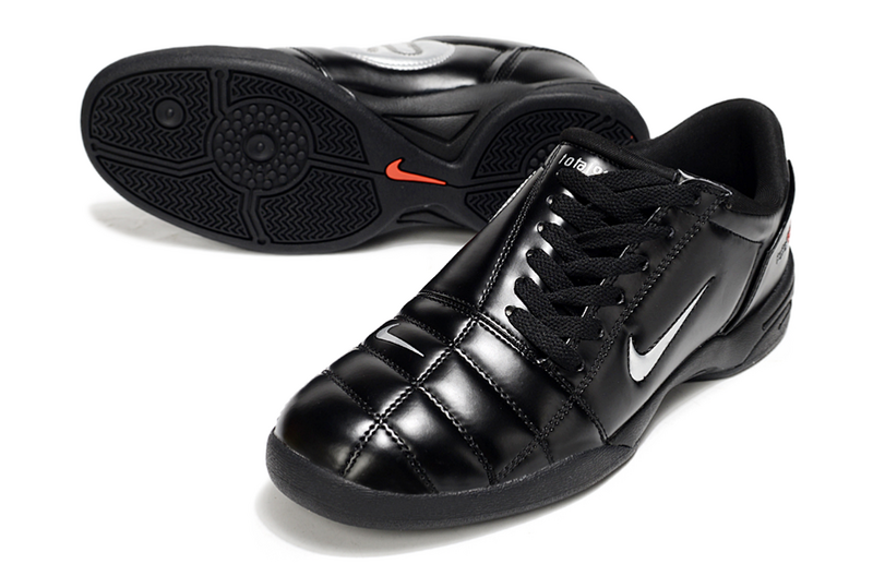 CHUTEIRA NIKE TOTAL 90 III FUTSAL - PRETA