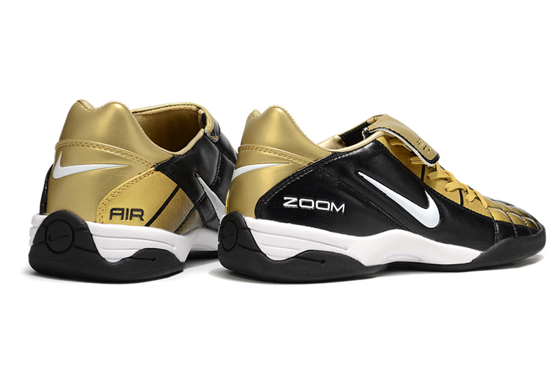 CHUTEIRA NIKE AIR ZOOM TOTAL 90 III FUTSAL - PRETA E DOURADA