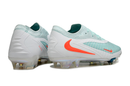 CHUTEIRA NIKE PHANTOM 6 ELITE CAMPO "MAD ENERGY" - BRANCA E CIANO
