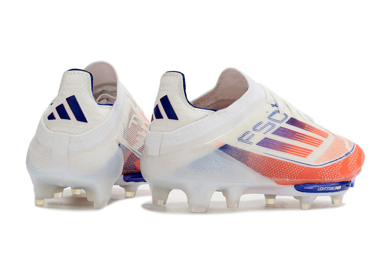 CHUTEIRA ADIDAS F50.1 LIGHTSTRIKE PRO ELITE CAMPO "ADVANCEMENT" - BRANCA E COLORIDA