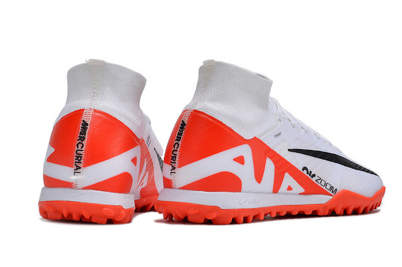 CHUTEIRA NIKE MERCURIAL AIR ZOOM SUPERFLY 9 ELITE SOCIETY "READY" - BRANCA E LARANJA