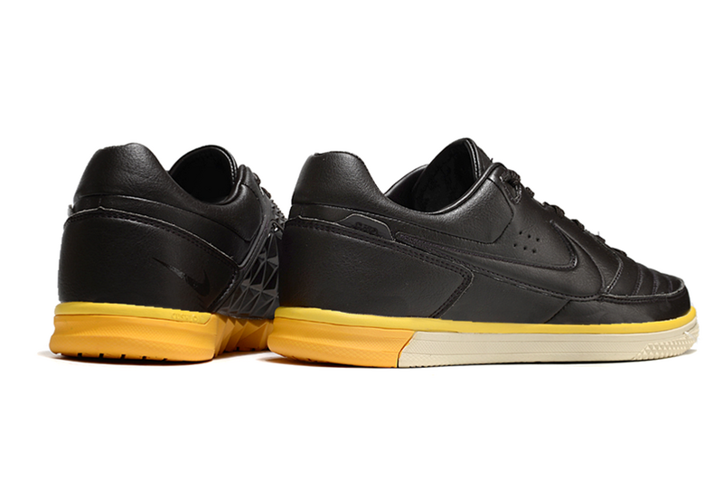 CHUTEIRA NIKE GATO FUTSAL - PRETA