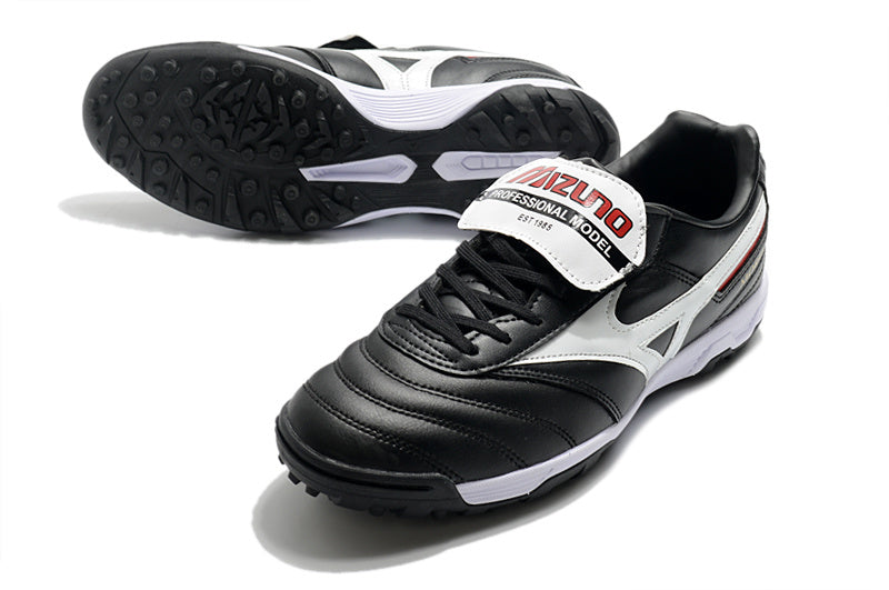 CHUTEIRA MIZUNO MORELIA II SOCIETY - PRETA E BRANCA