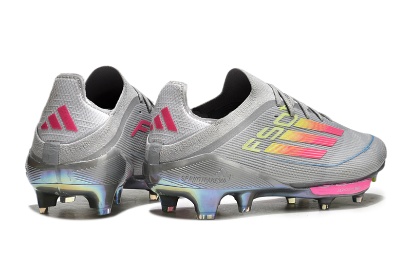 CHUTEIRA ADIDAS F50.1 LIGHTSTRIKE PRO ELITE CAMPO - CINZA